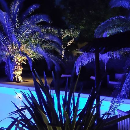 Maison Prestige Saint Tropez By Roberto Geissini Grimaud Luaran gambar