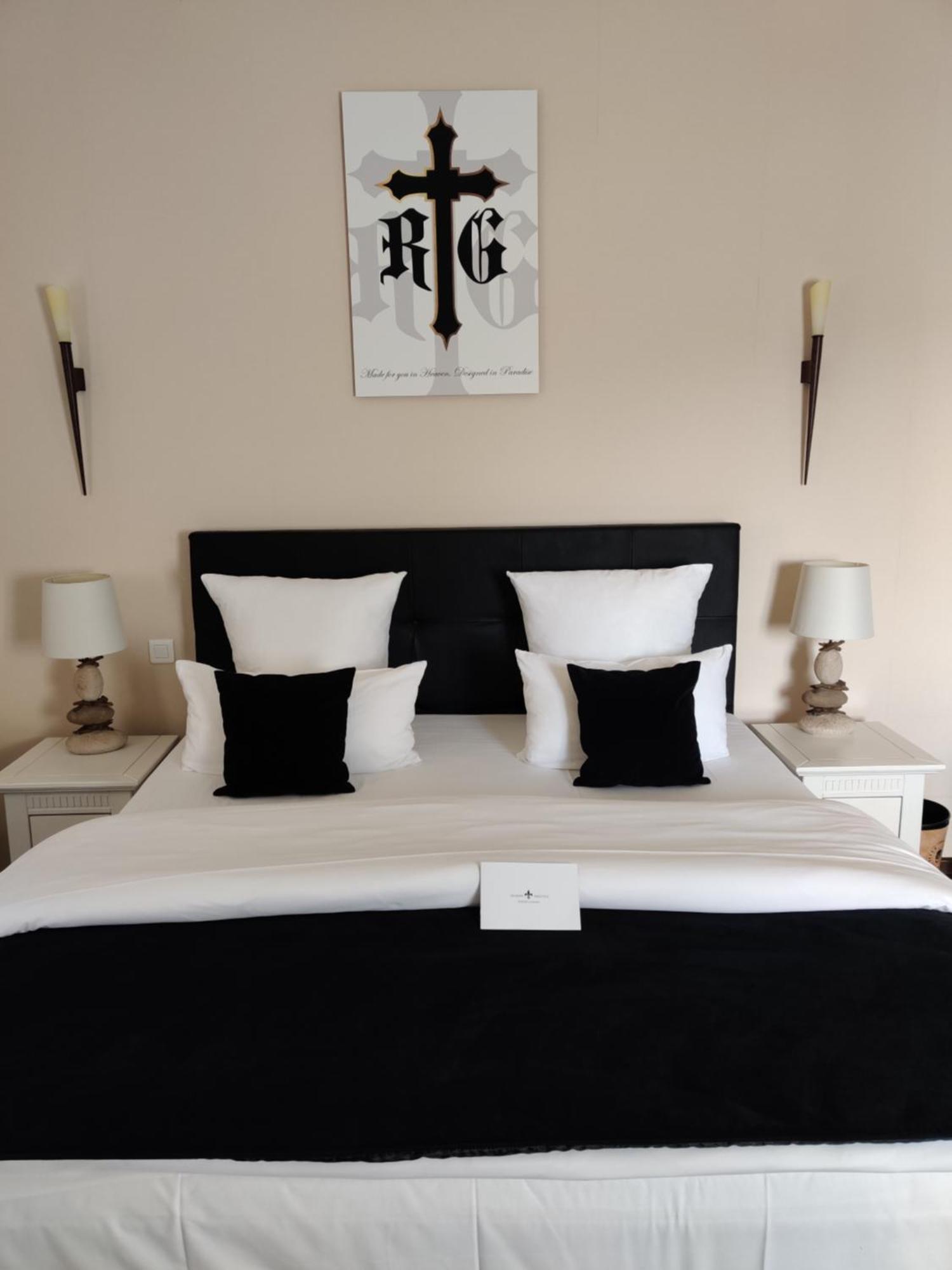 Maison Prestige Saint Tropez By Roberto Geissini Grimaud Luaran gambar