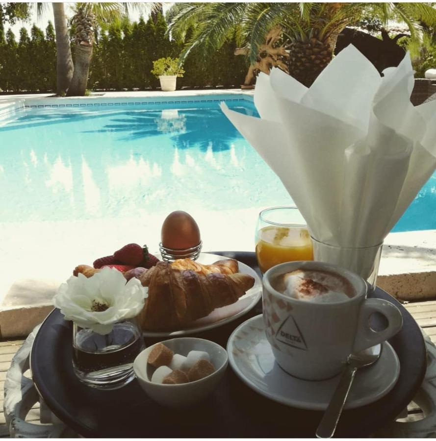 Maison Prestige Saint Tropez By Roberto Geissini Grimaud Luaran gambar