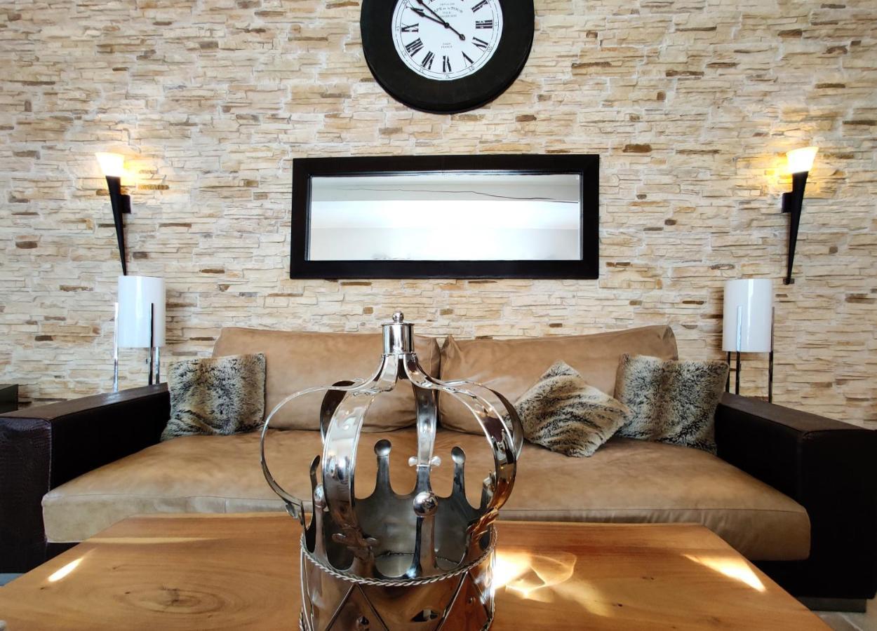 Maison Prestige Saint Tropez By Roberto Geissini Grimaud Luaran gambar